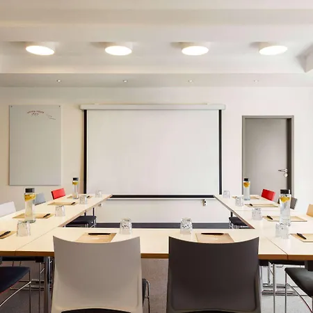 Отель Vienna House Easy By Wyndham Limburg 3*